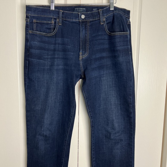 Lucky Brand Mens 223 Straight Leg Jeans Size W36 L32 Stretch Dark Blue Denim D12 - Picture 11 of 16